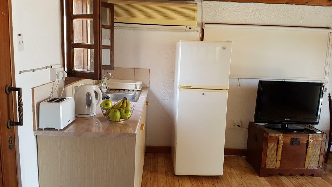 Zorbas Sea View No 4 Апартаменти *